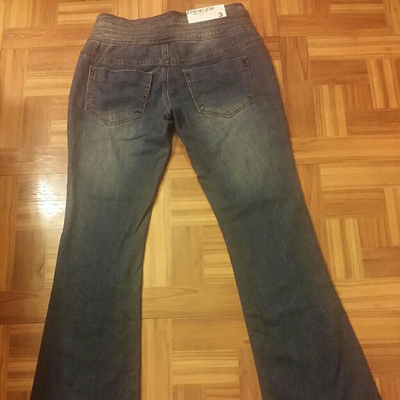 Freestyle Revolution Jeans - Picture 2 of 4